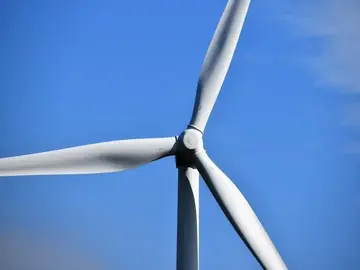 يمكن لتوربين رياح بحري واحد أن يزوّد آلاف المنازل بالطاقة