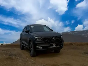 سيارة SUV أم سيدان؟ المفاضلة بين ارتفاع الجلوس وكفاءة استهلاك الوقود