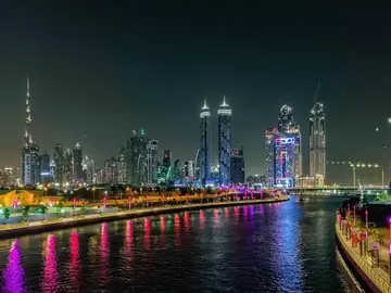 المنطق التصميمي الكامن في أفق قناة وسط الصحراء
